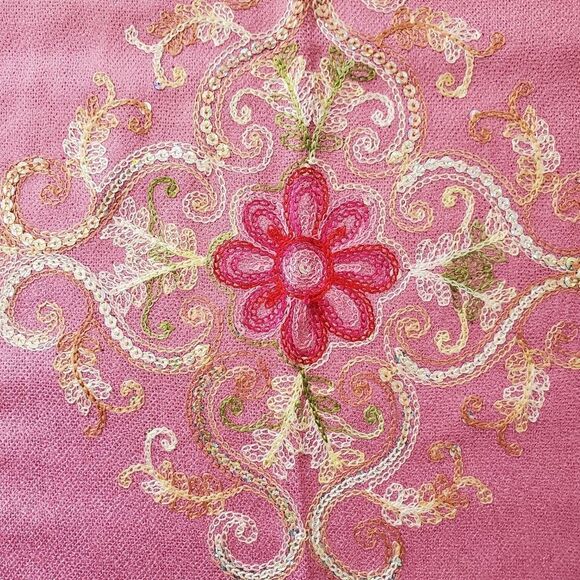 HANDMADE Embroidered Sequined Designed Lavender Shawl - Picture 9 of 13